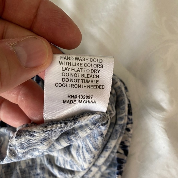 Rose & Olive Women's 3/4 Sleeve Blue/White Stretchy Tunic Top Size‎ Medium - Picture 9 of 13